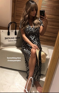 Chloe Lewis feet photo 8
