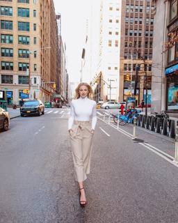 Chloe Lukasiak feet photo 6