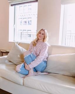 Chloe Lukasiak feet photo 4