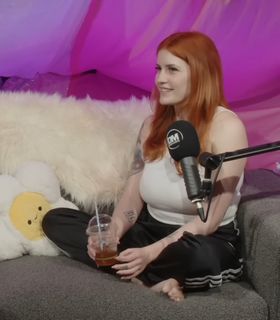 Chloe Maddren feet photo thumbnail