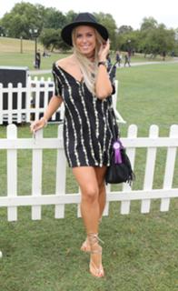 Chloe Meadows feet photo thumbnail