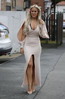 Chloe Meadows feet photo thumbnail