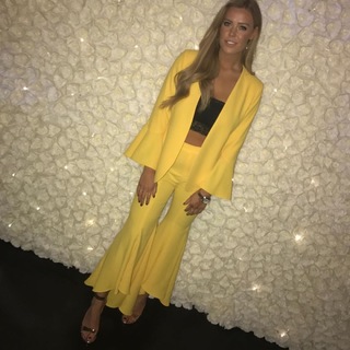Chloe Meadows feet photo thumbnail