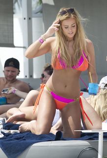 Chloe Meadows feet photo thumbnail