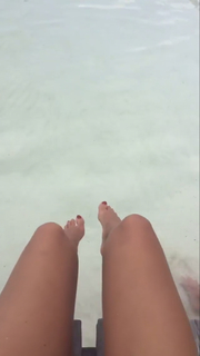 Chloe Meadows feet photo thumbnail