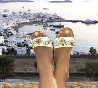Chloe Meadows feet photo thumbnail