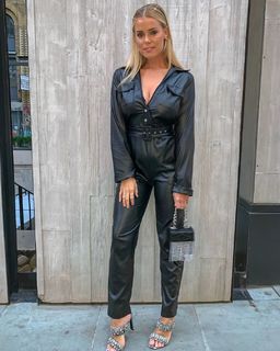 Chloe Meadows feet photo thumbnail