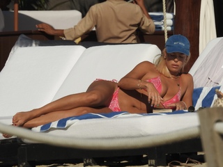 Chloe Meadows feet photo thumbnail
