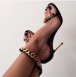 Chloe Morello feet photo 10