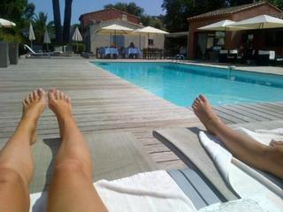 Chloe Sims feet photo thumbnail