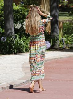 Chloe Sims feet photo thumbnail