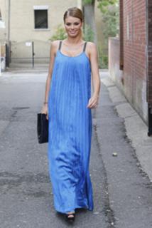 Chloe Sims feet photo thumbnail