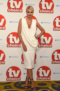 Chloe Sims feet photo thumbnail