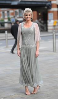 Chloe Sims feet photo thumbnail