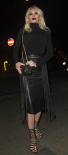 Chloe Sims feet photo thumbnail