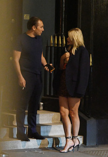 Chloe Sims feet photo thumbnail