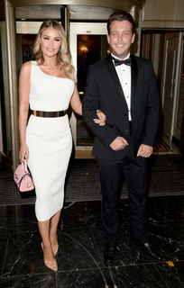 Chloe Sims feet photo thumbnail