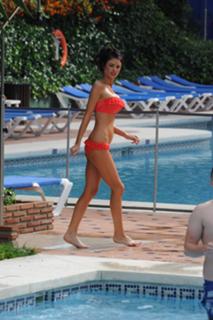 Chloe Sims feet photo thumbnail