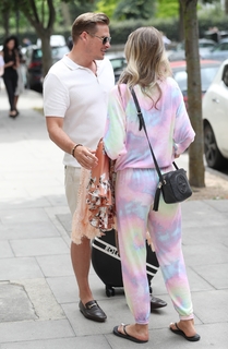 Chloe Sims feet photo thumbnail