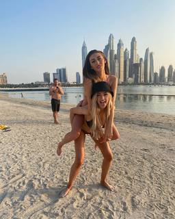 Chloe Veitch feet photo 2