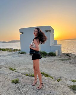 Chloe Veitch feet photo 2