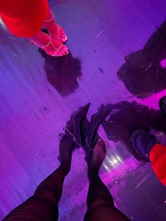 Chloe Veitch feet photo 1