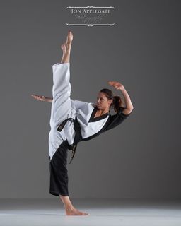 Chloé Bruce feet photo 3