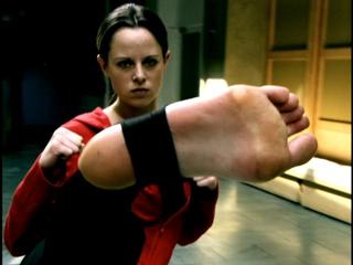 Chloé Bruce feet photo 3