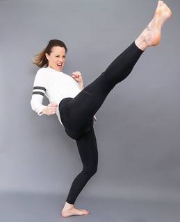 Chloé Bruce feet photo 11