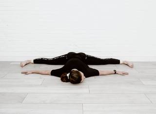 Chloé Bruce feet photo 18