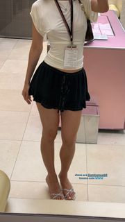 Chloë Gervais feet photo 3