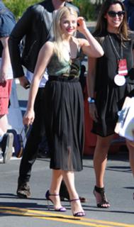 Chloë Grace Moretz feet photo thumbnail