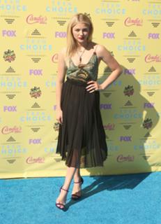 Chloë Grace Moretz feet photo thumbnail