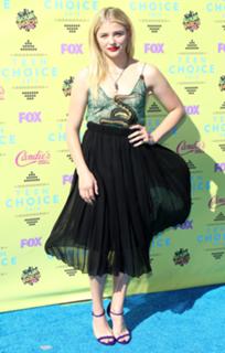 Chloë Grace Moretz feet photo thumbnail