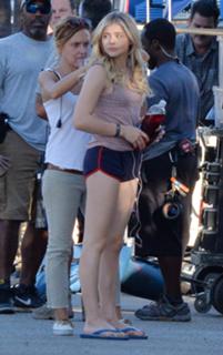 Chloë Grace Moretz feet photo thumbnail