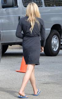 Chloë Grace Moretz feet photo thumbnail