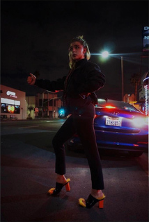 Chloë Grace Moretz feet photo thumbnail