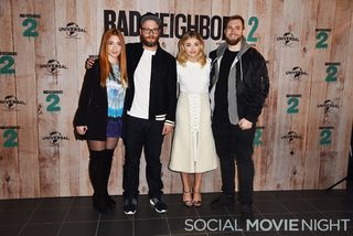 Chloë Grace Moretz feet photo thumbnail