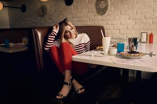 Chloë Grace Moretz feet photo thumbnail