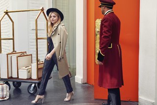 Chloë Grace Moretz feet photo thumbnail
