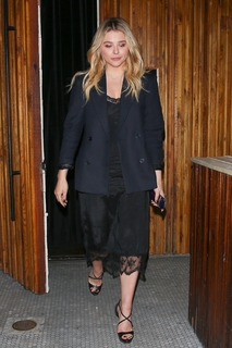 Chloë Grace Moretz feet photo thumbnail
