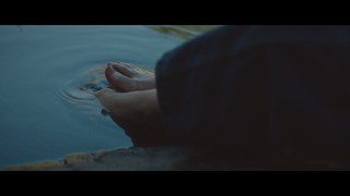 Chloë Grace Moretz feet photo thumbnail