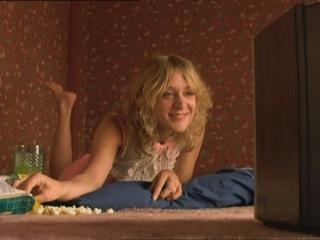 Chloë Sevigny feet photo thumbnail