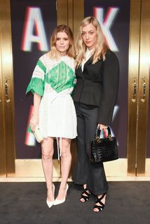 Chloë Sevigny feet photo thumbnail