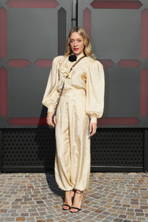 Chloë Sevigny feet photo thumbnail