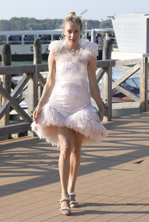 Chloë Sevigny feet photo thumbnail