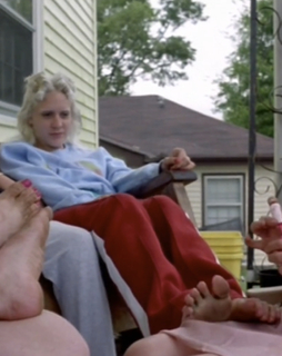 Chloë Sevigny feet photo thumbnail