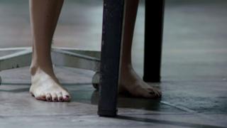 Chloë Sevigny feet photo thumbnail