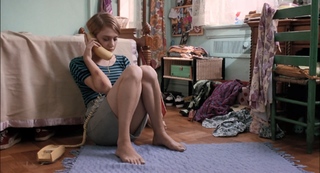 Chloë Sevigny feet photo thumbnail