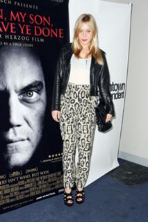 Chloë Sevigny feet photo thumbnail